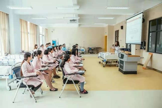 郫县五月花学校单招升学班能考什么大学,五月花单招有哪些学校