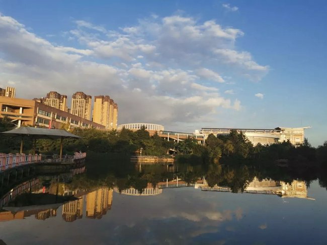 成都市华阳中学住宿条件怎么样